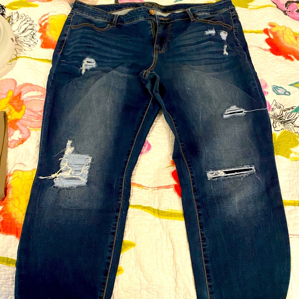 Maurice’s skinny distressed jeans